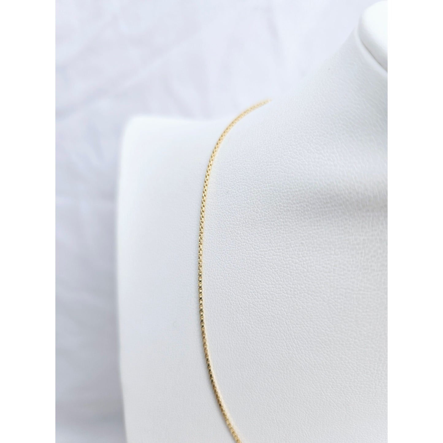 14K Yellow Gold Box Link Chain Choker Necklace