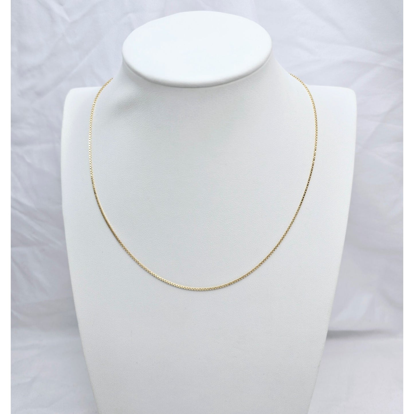 14K Yellow Gold Box Link Chain Choker Necklace