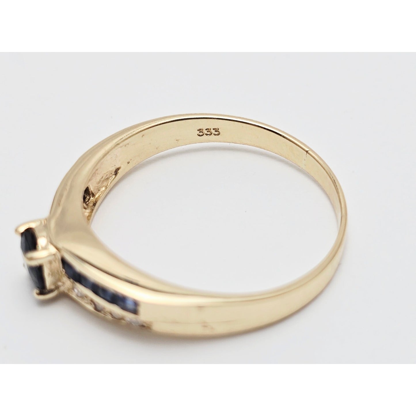 Vintage 8K Yellow Gold Blue Spinel & Diamond Ring