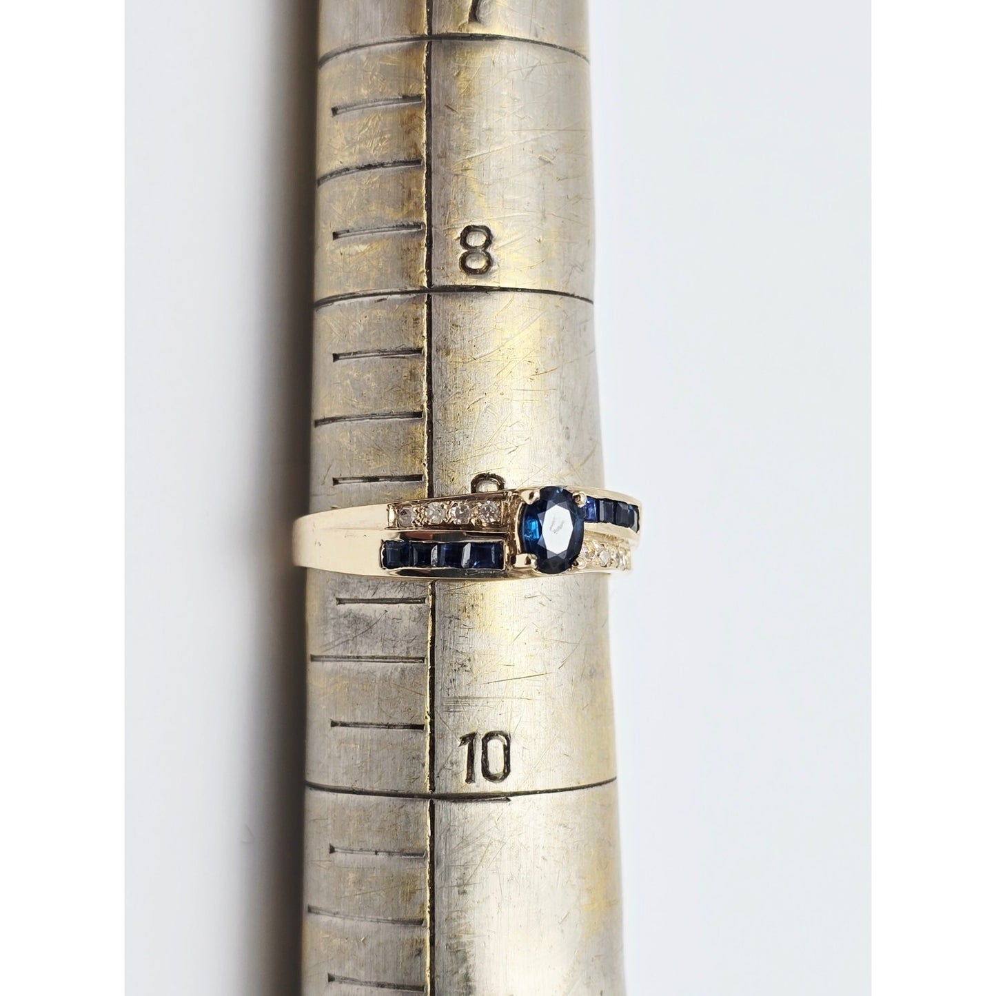 Vintage 8K Yellow Gold Blue Spinel & Diamond Ring