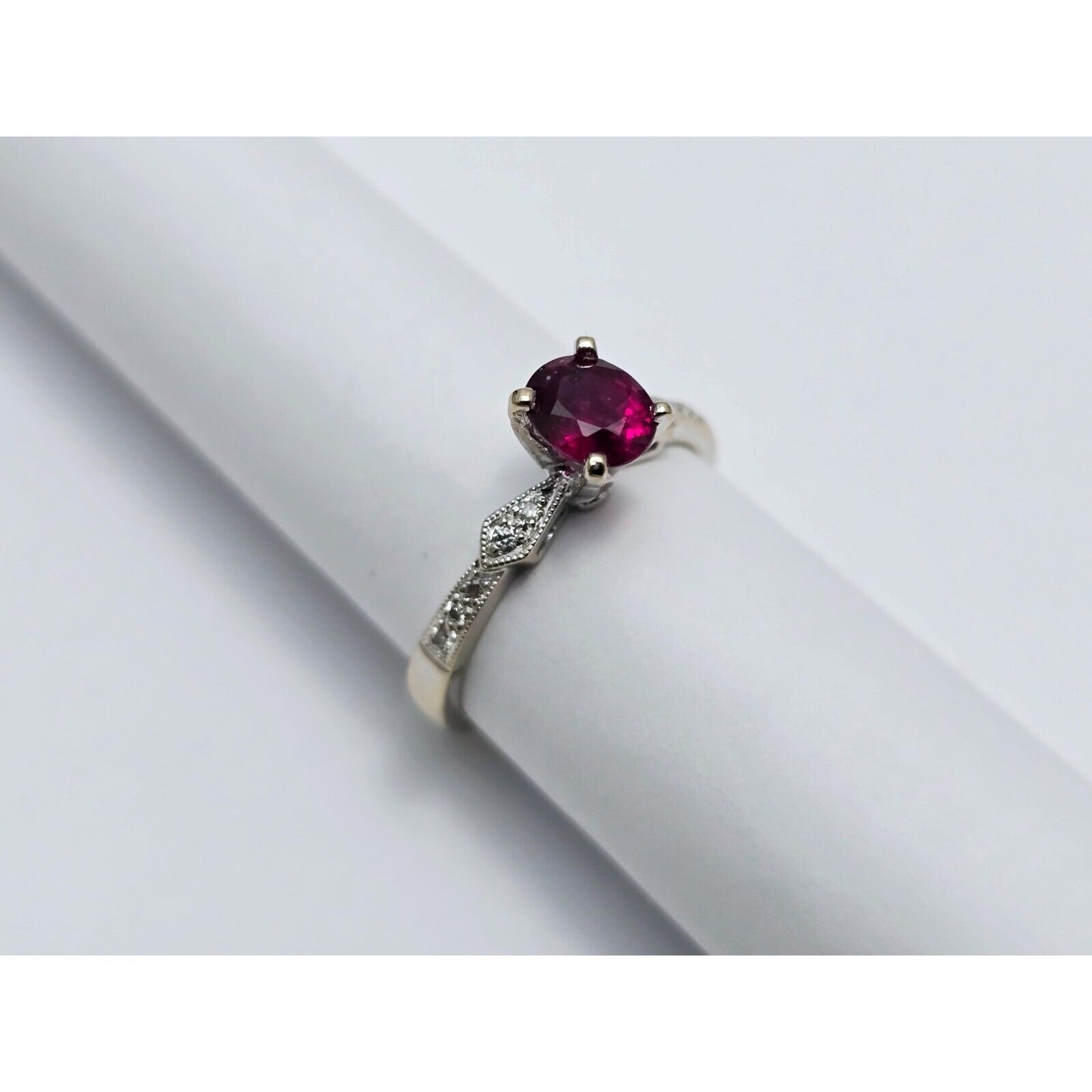 18K White Gold Ladies Solitaire Round Cut Ruby & Diamond Ring