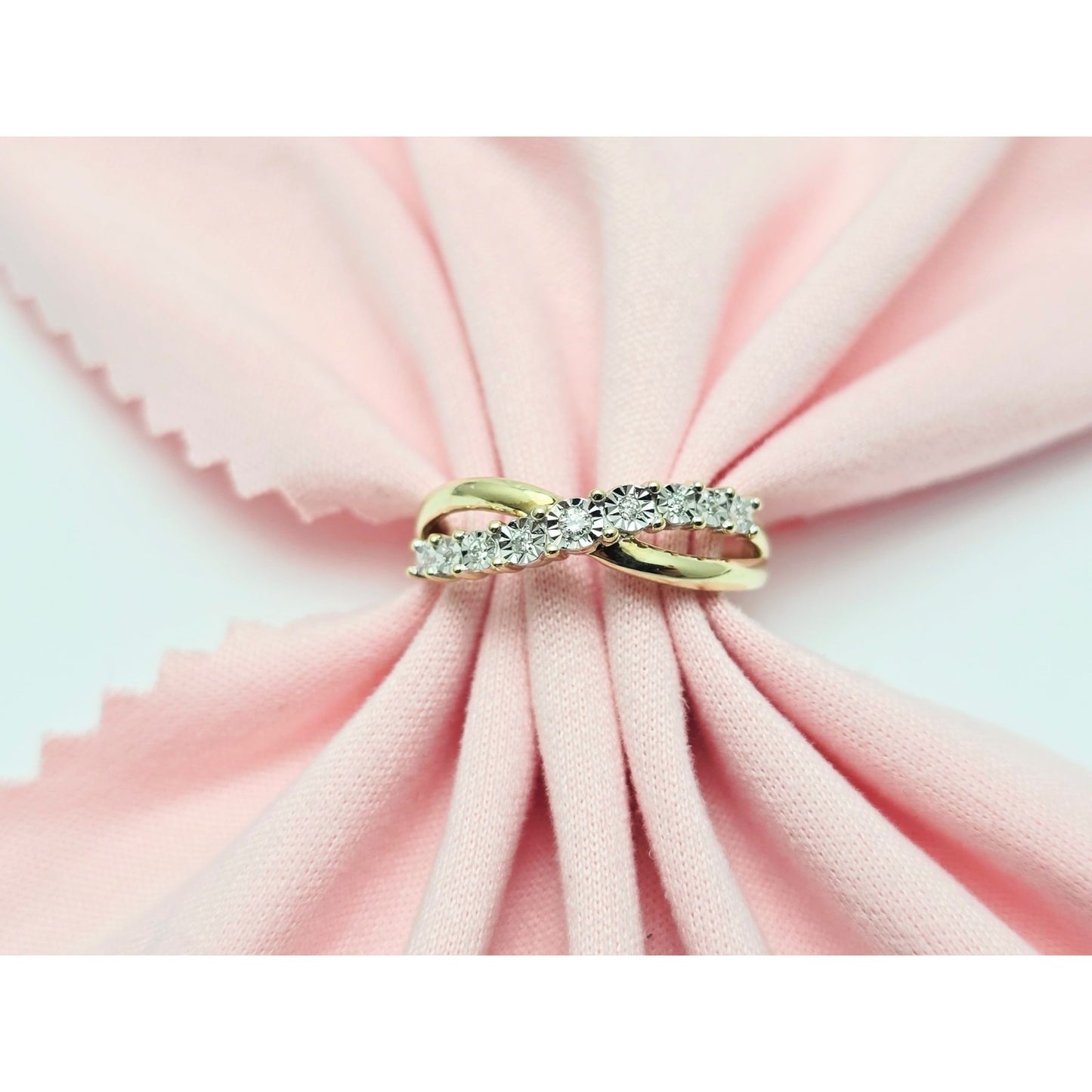 Zamels 9K Solid Two Tone Gold Crossover Round Diamond Ring