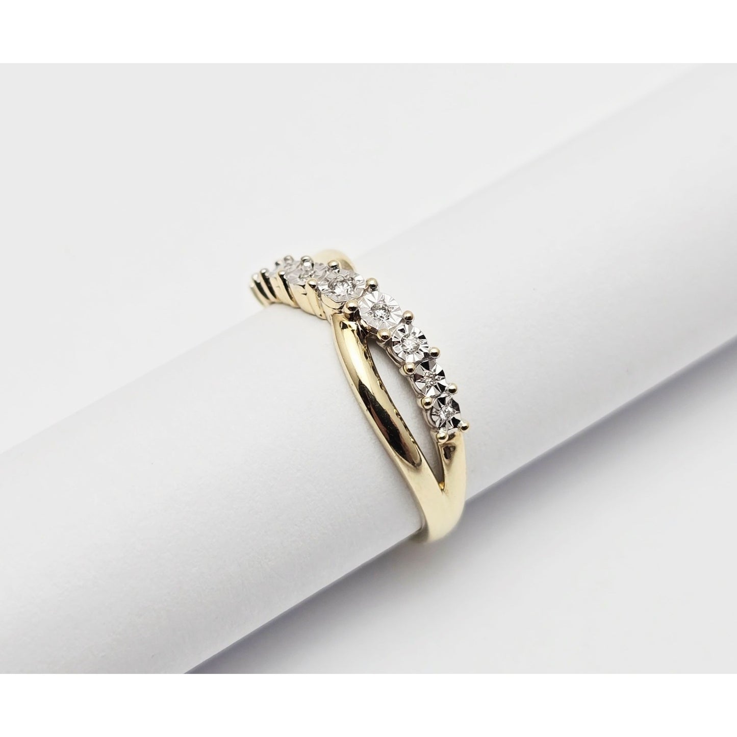 Zamels 9K Solid Two Tone Gold Crossover Round Diamond Ring