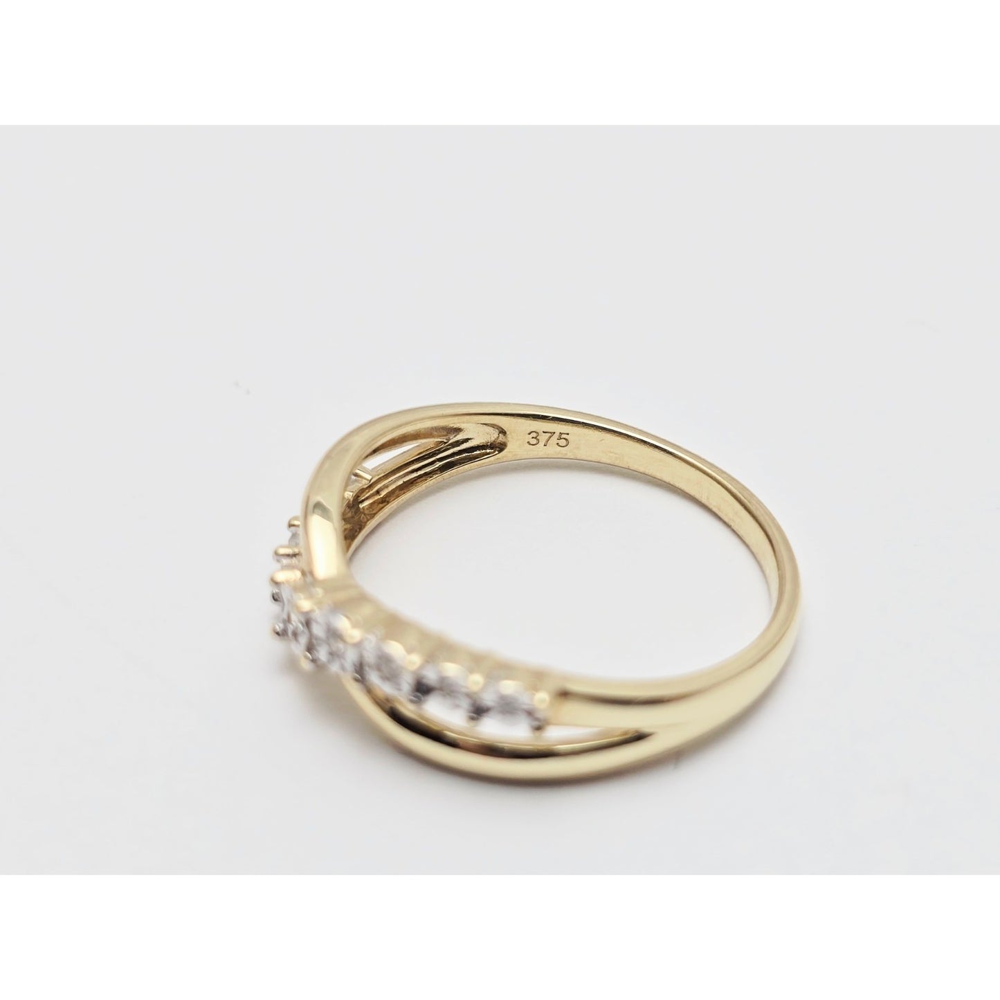 Zamels 9K Solid Two Tone Gold Crossover Round Diamond Ring