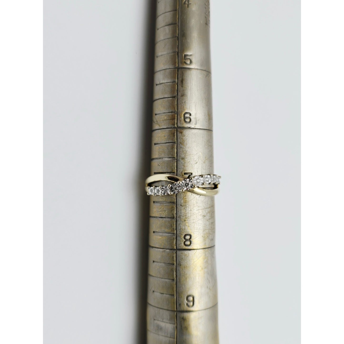 Zamels 9K Solid Two Tone Gold Crossover Round Diamond Ring