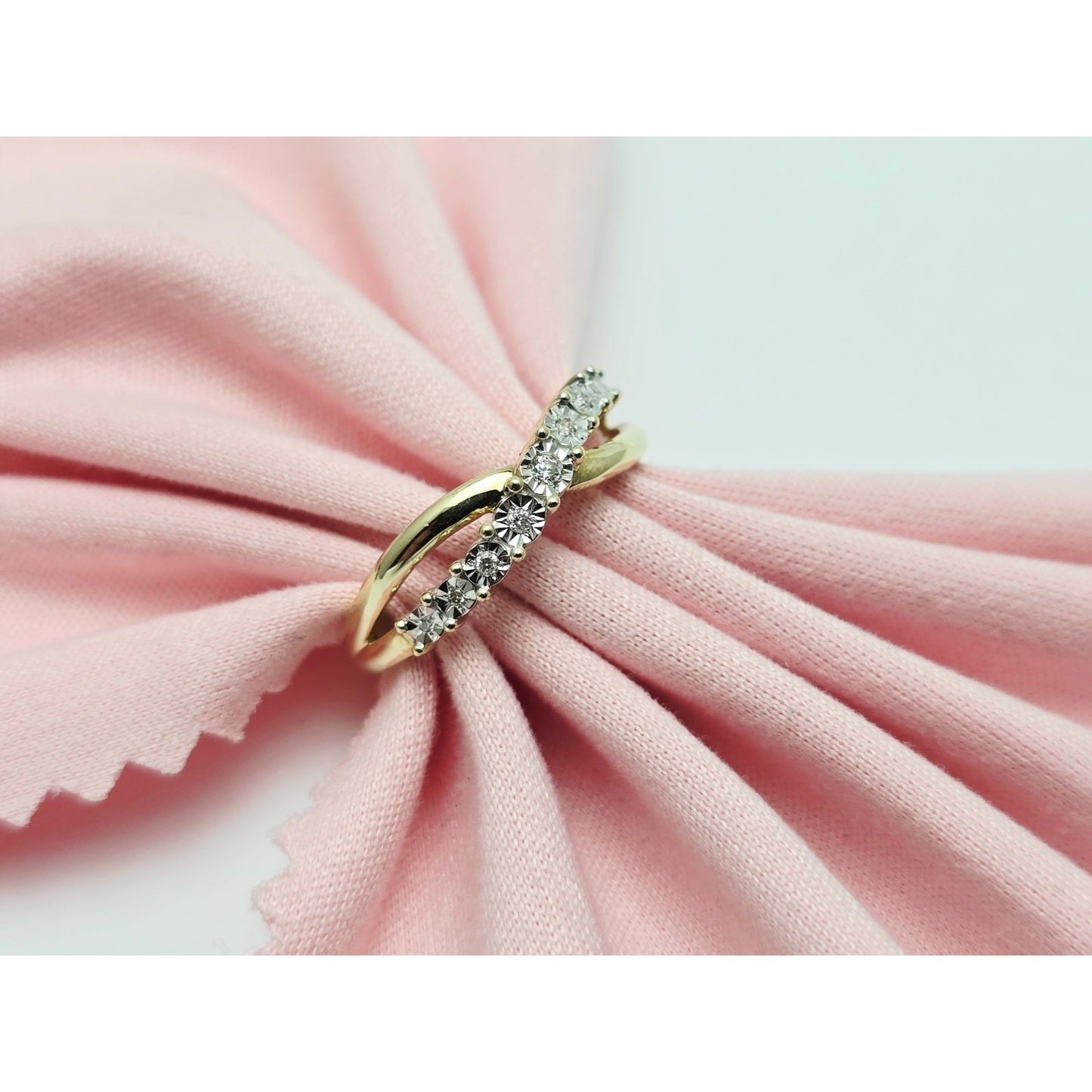 Zamels 9K Solid Two Tone Gold Crossover Round Diamond Ring