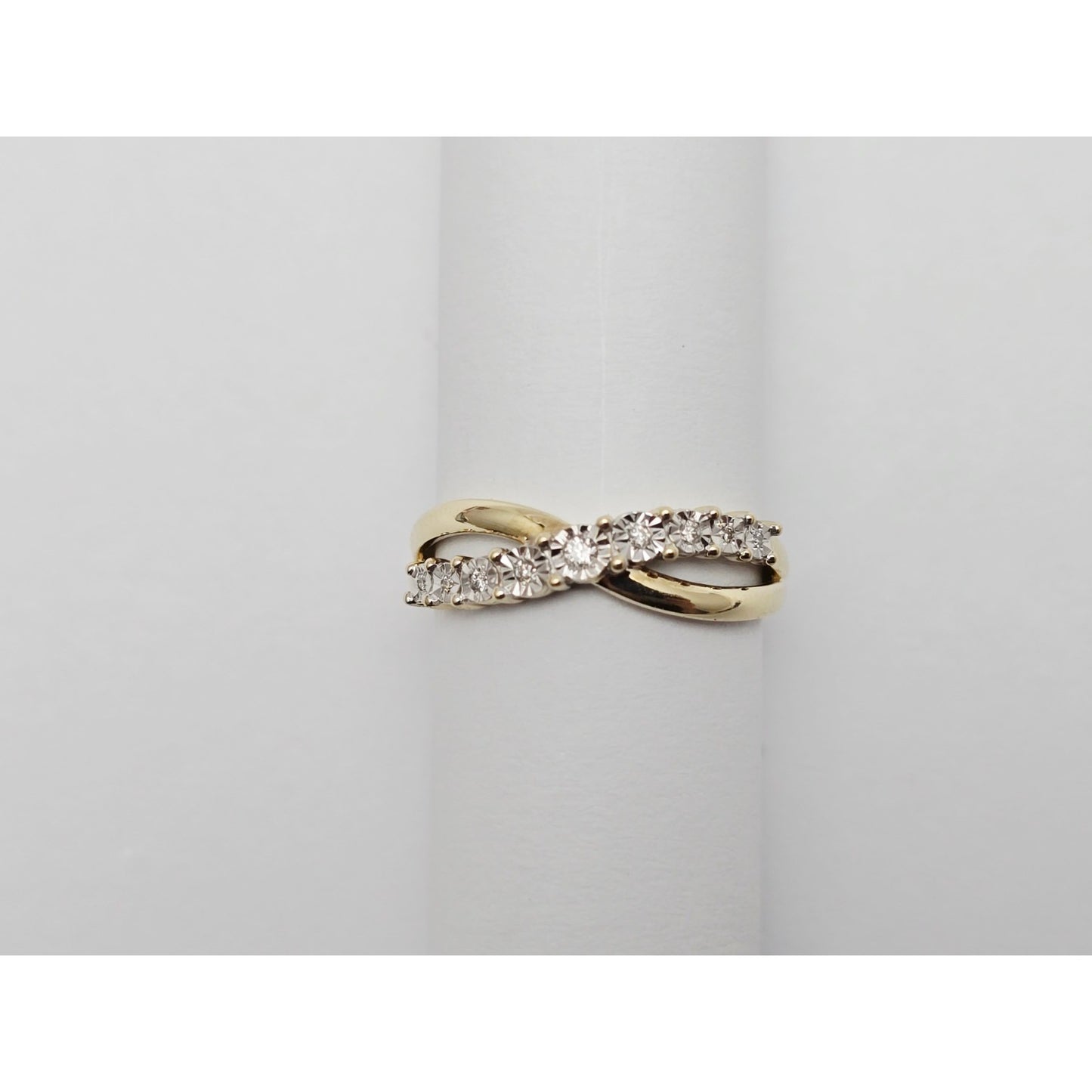 Zamels 9K Solid Two Tone Gold Crossover Round Diamond Ring