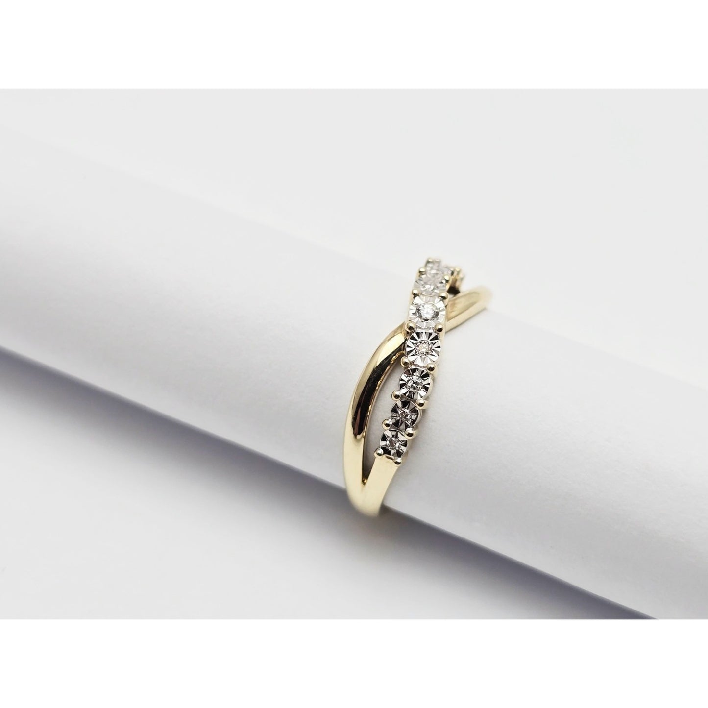 Zamels 9K Solid Two Tone Gold Crossover Round Diamond Ring