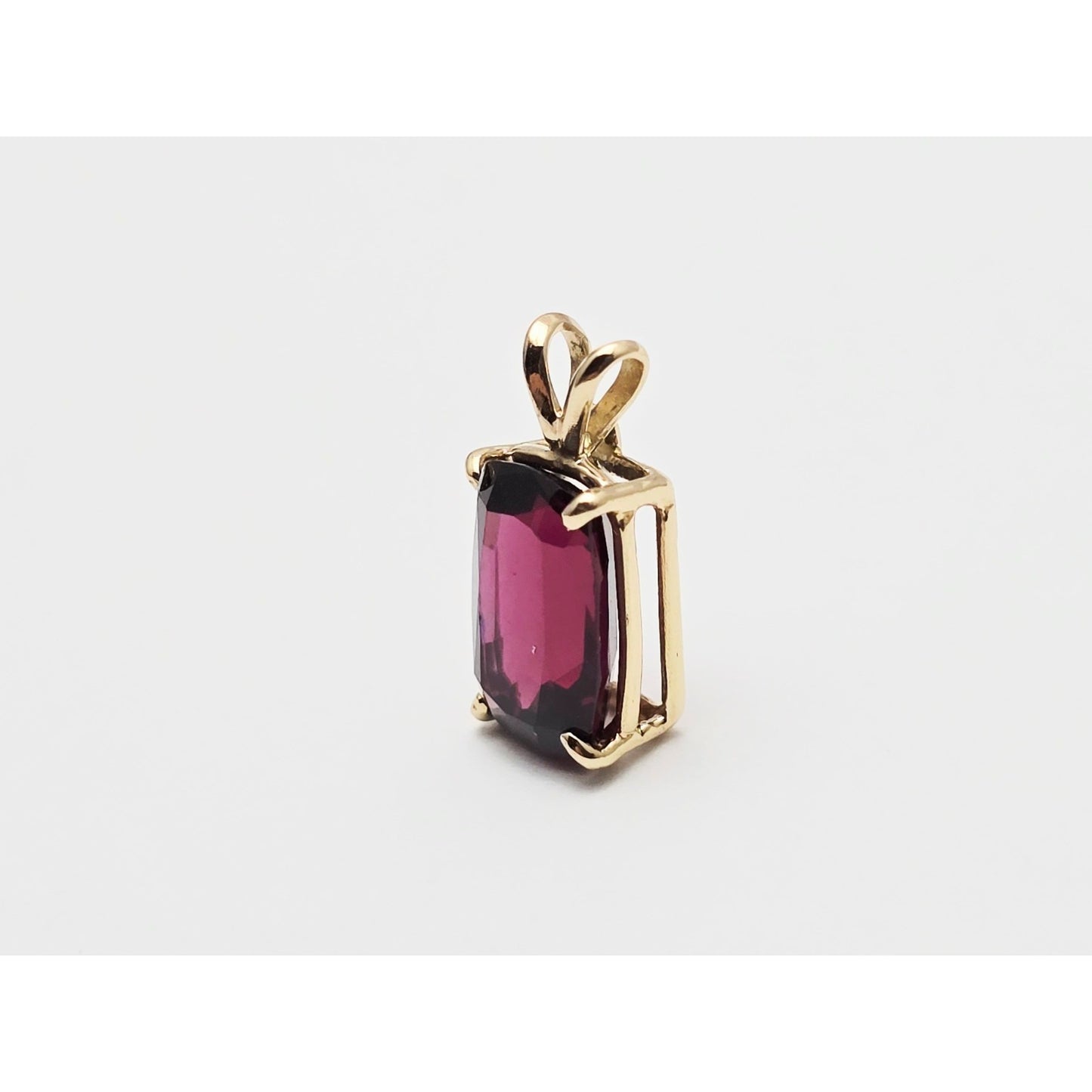 14K Yellow Gold Rectangle Cushion Cut Garnet Charm Pendant