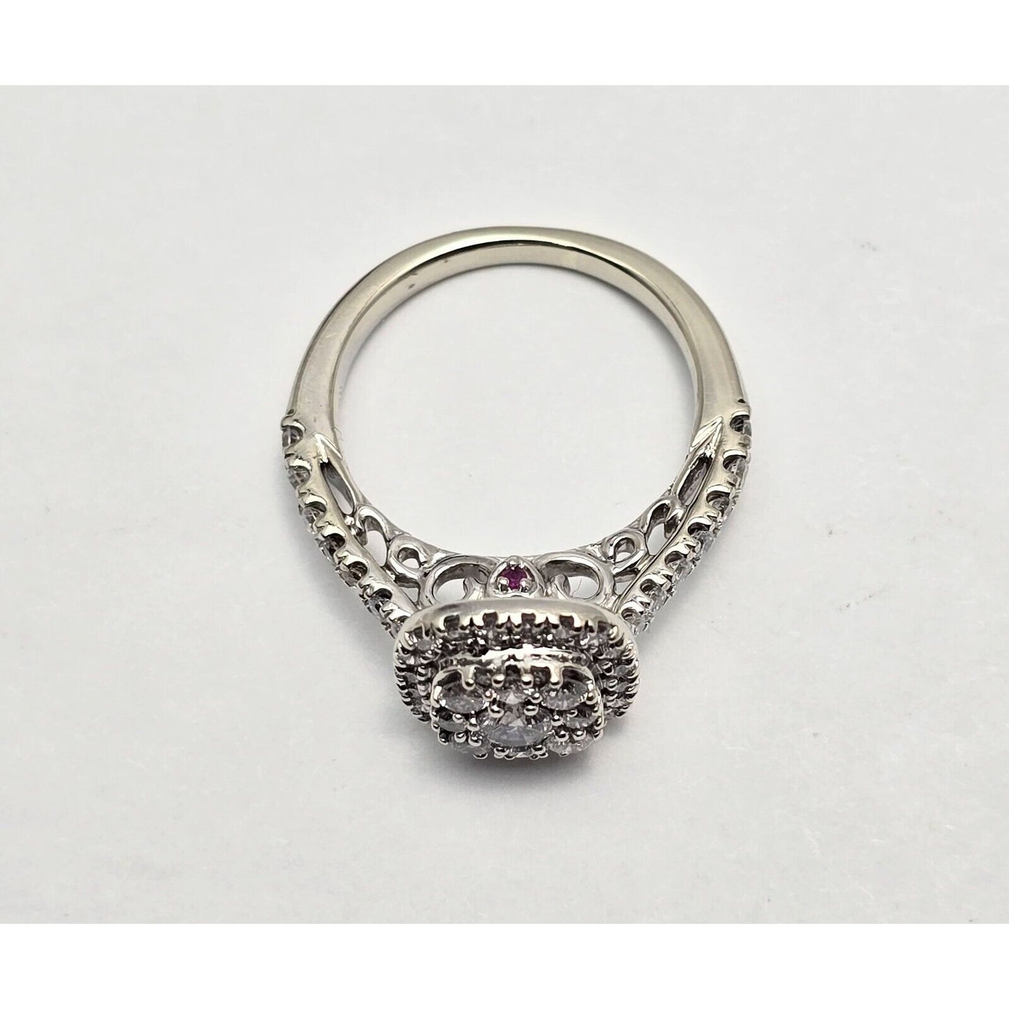 10K White Gold 0.75ct Round Cut Diamond Single Halo Engagement Ring