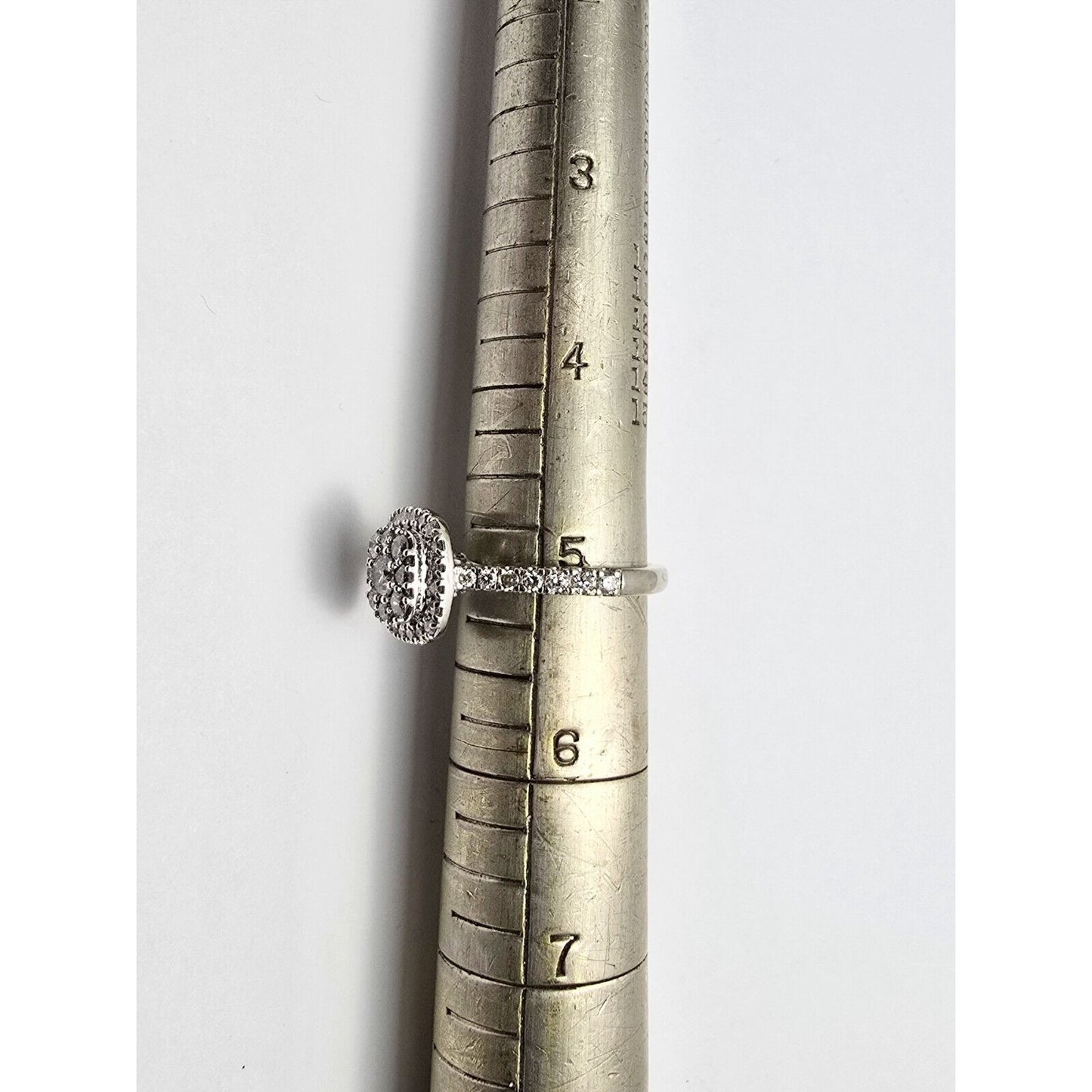 10K White Gold 0.75ct Round Cut Diamond Single Halo Engagement Ring