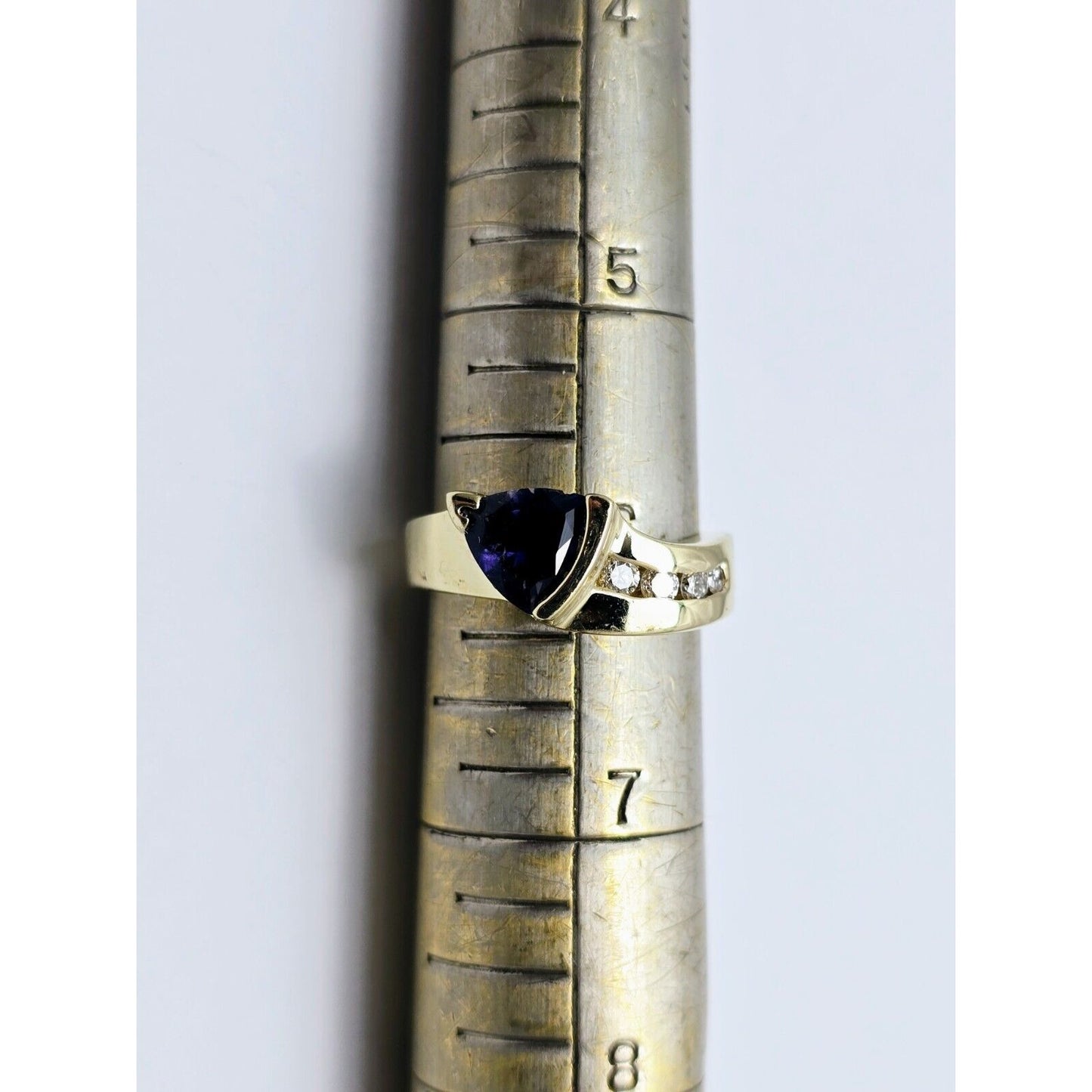 14K Yellow Gold Amethyst & Diamond Ring