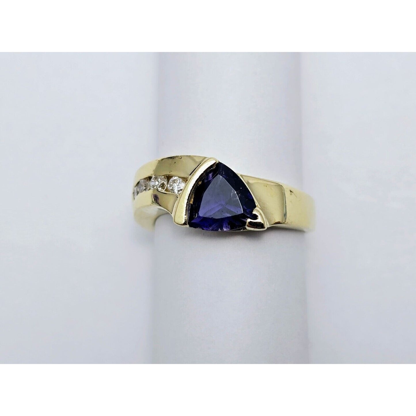 14K Yellow Gold Amethyst & Diamond Ring