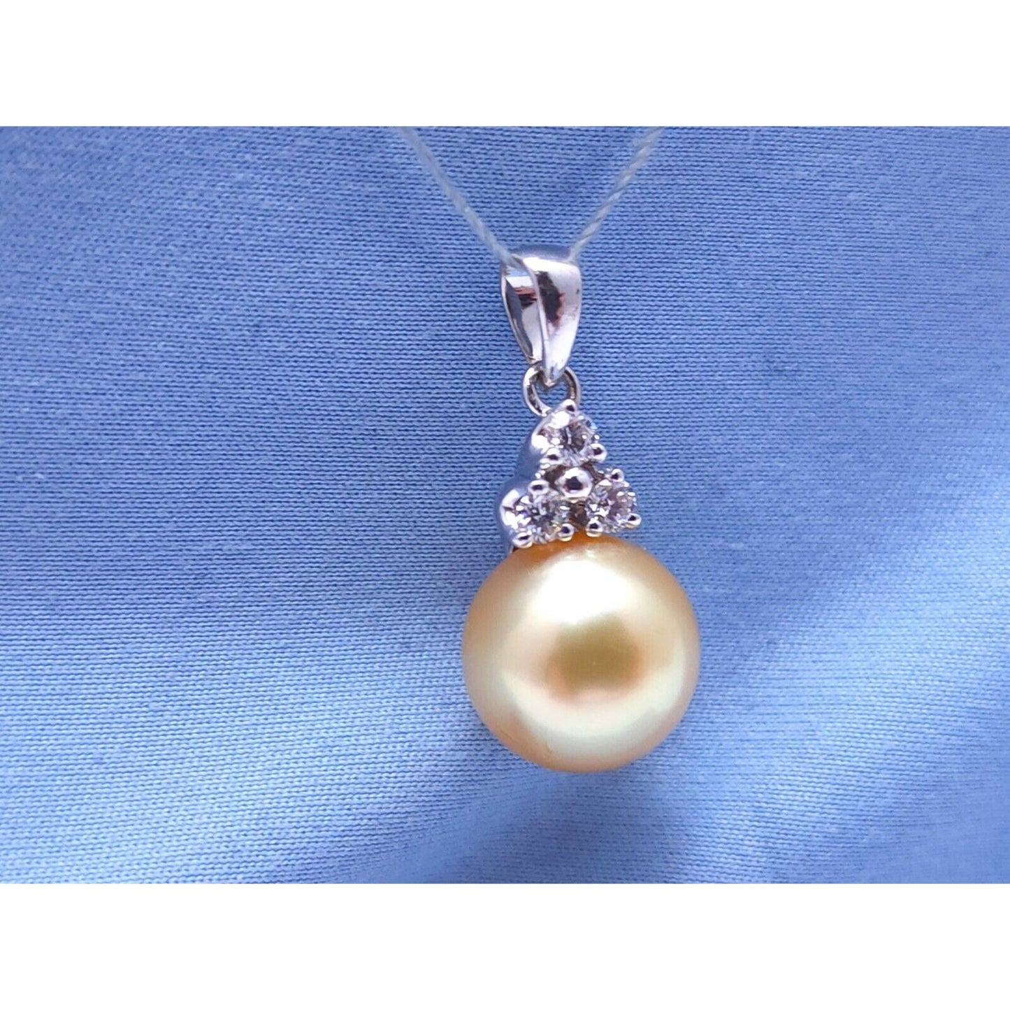 14K White Gold Diamond & Pearl Drop Dangle Charm Pendant