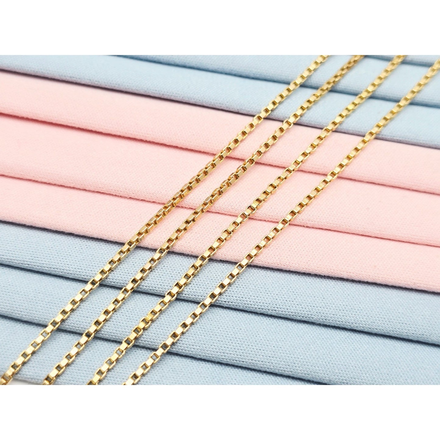 Vintage 14K Yellow Gold Box Link Chain Necklace