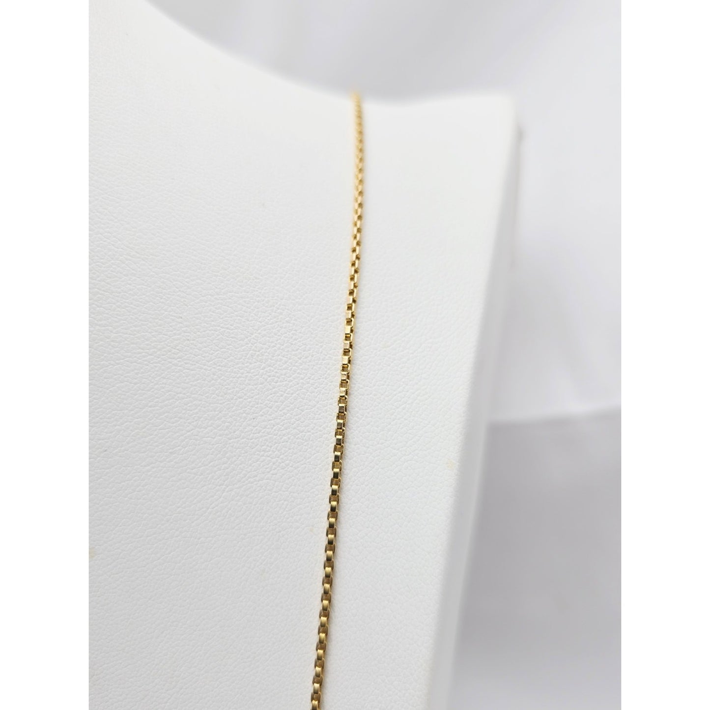 Vintage 14K Yellow Gold Box Link Chain Necklace