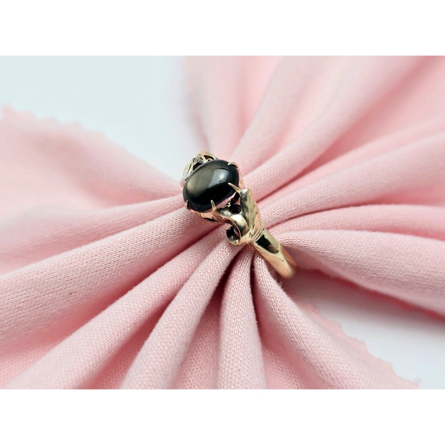 Vintage 10K Yellow Gold Star Sapphire Ladies Ring