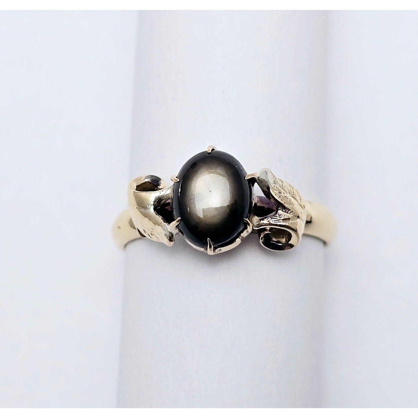 Vintage 10K Yellow Gold Star Sapphire Ladies Ring