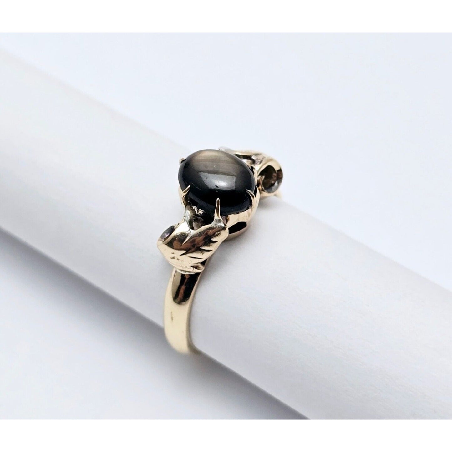 Vintage 10K Yellow Gold Star Sapphire Ladies Ring