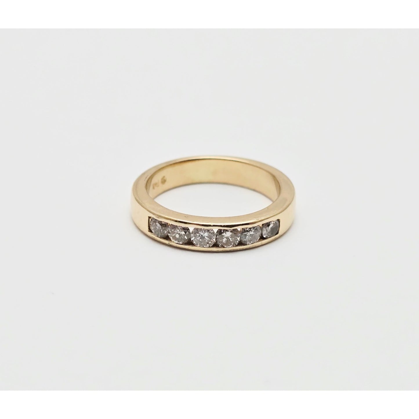 14K Yellow Gold Single Row 6 Diamond Wedding Ring Band