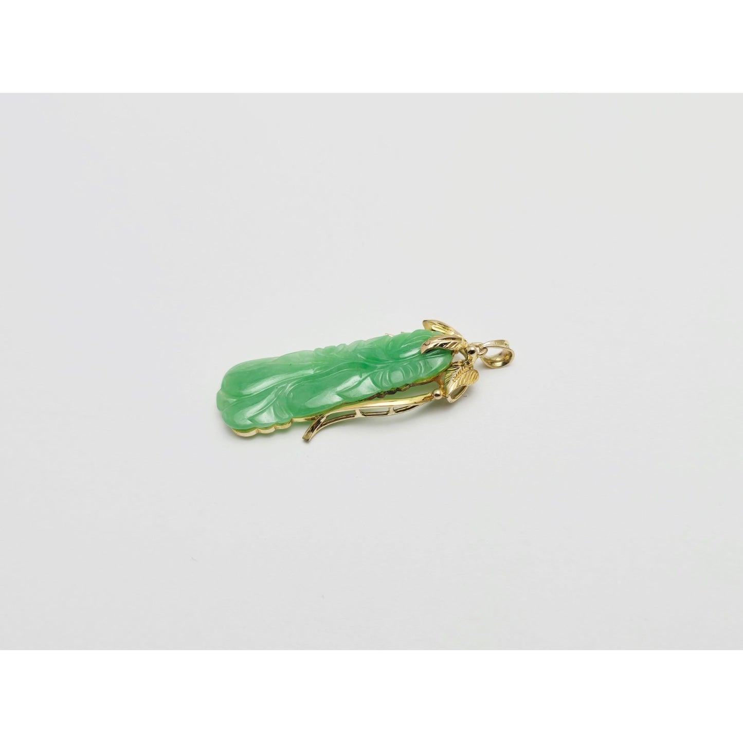 14K Yellow Gold Green Jadeite Jade Carved Floral Charm Pendant
