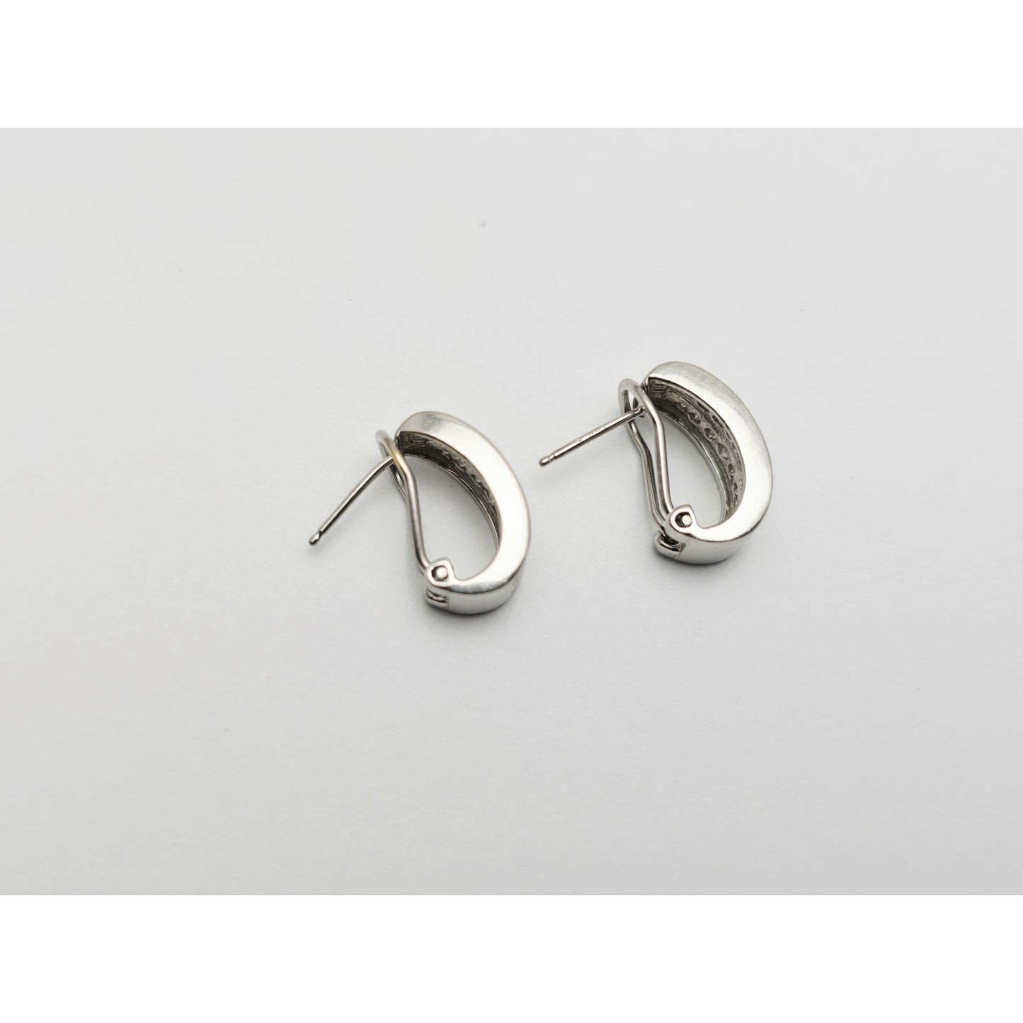 14K White Gold Round Cut Diamond Cluster French Clip Earrings