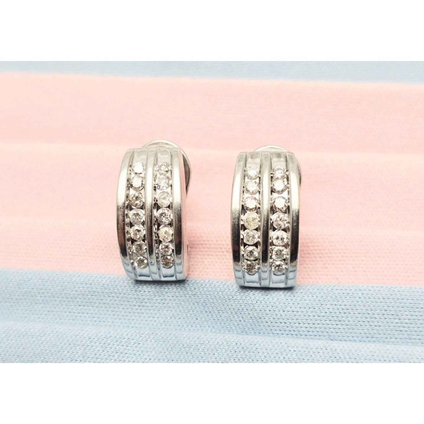 14K White Gold Round Cut Diamond Cluster French Clip Earrings