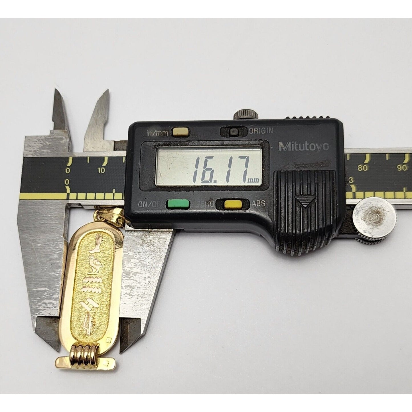 18K Yellow Gold Egyptian Cartouche Charm Pendant