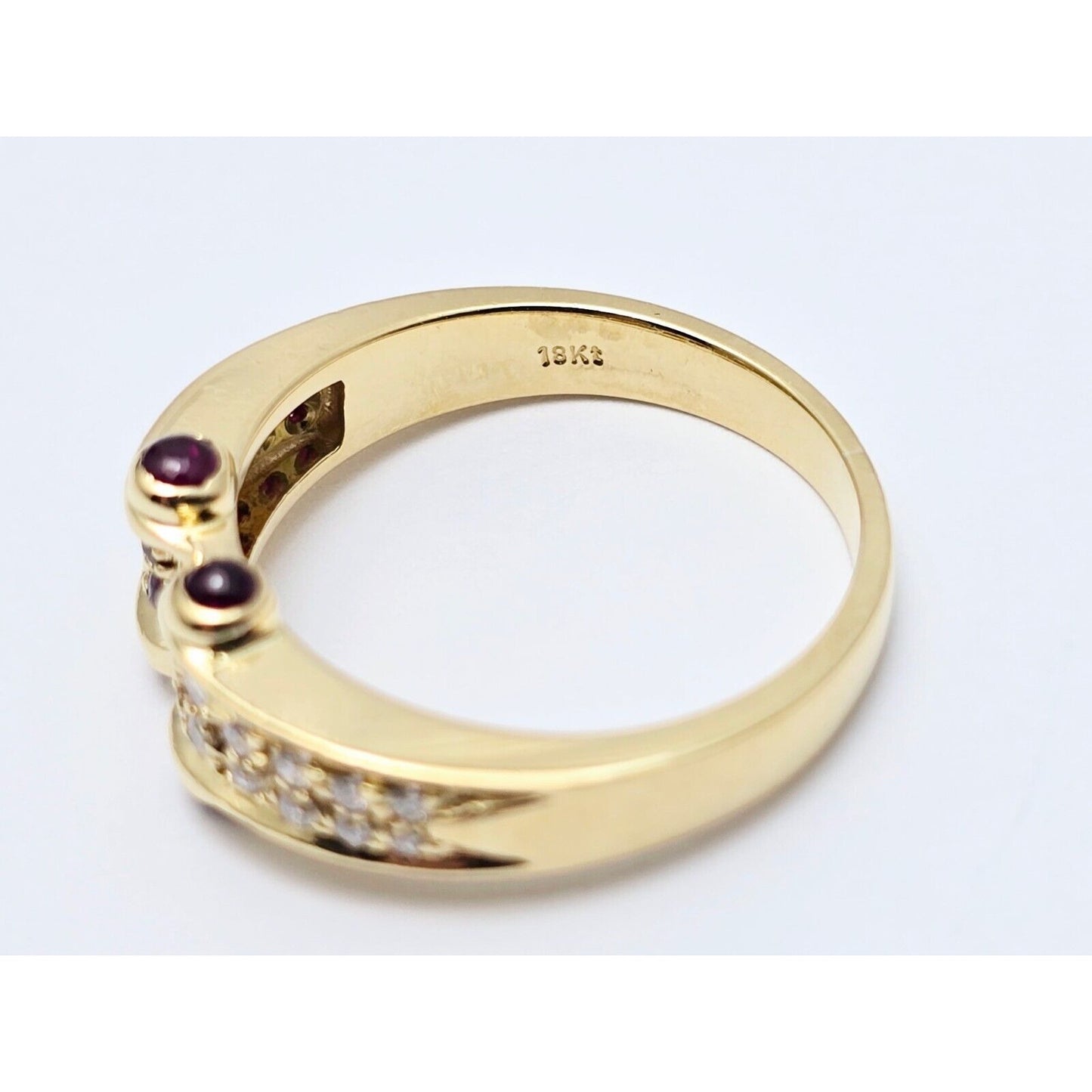 18K Yellow Gold Ruby & Diamond Ring