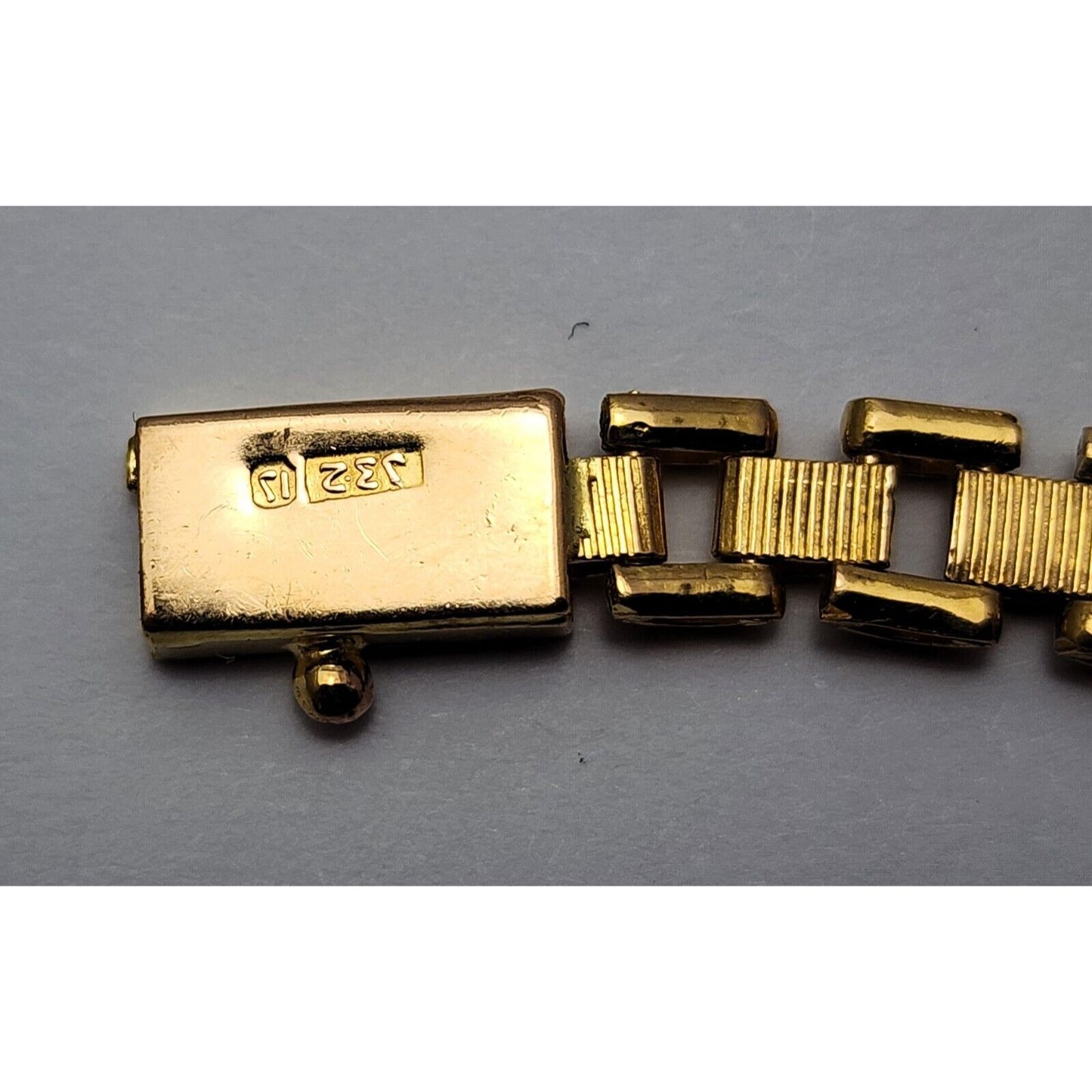 18K Yellow Gold Infinity Link Chain Bracelet