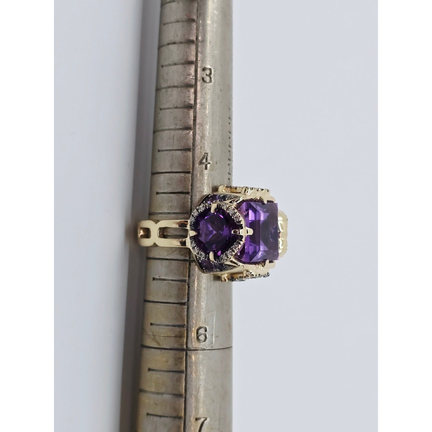 14K Yellow Gold Amethyst & Diamond Chanel Ring