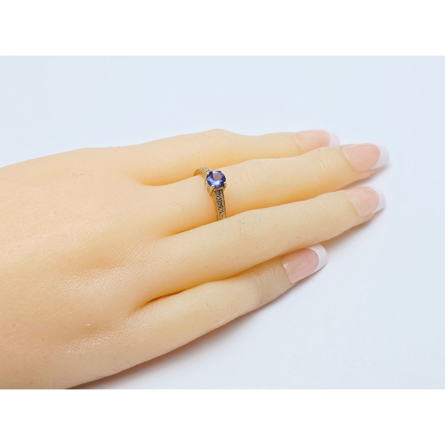 14K Yellow Gold Tanzanite & Diamond Ring