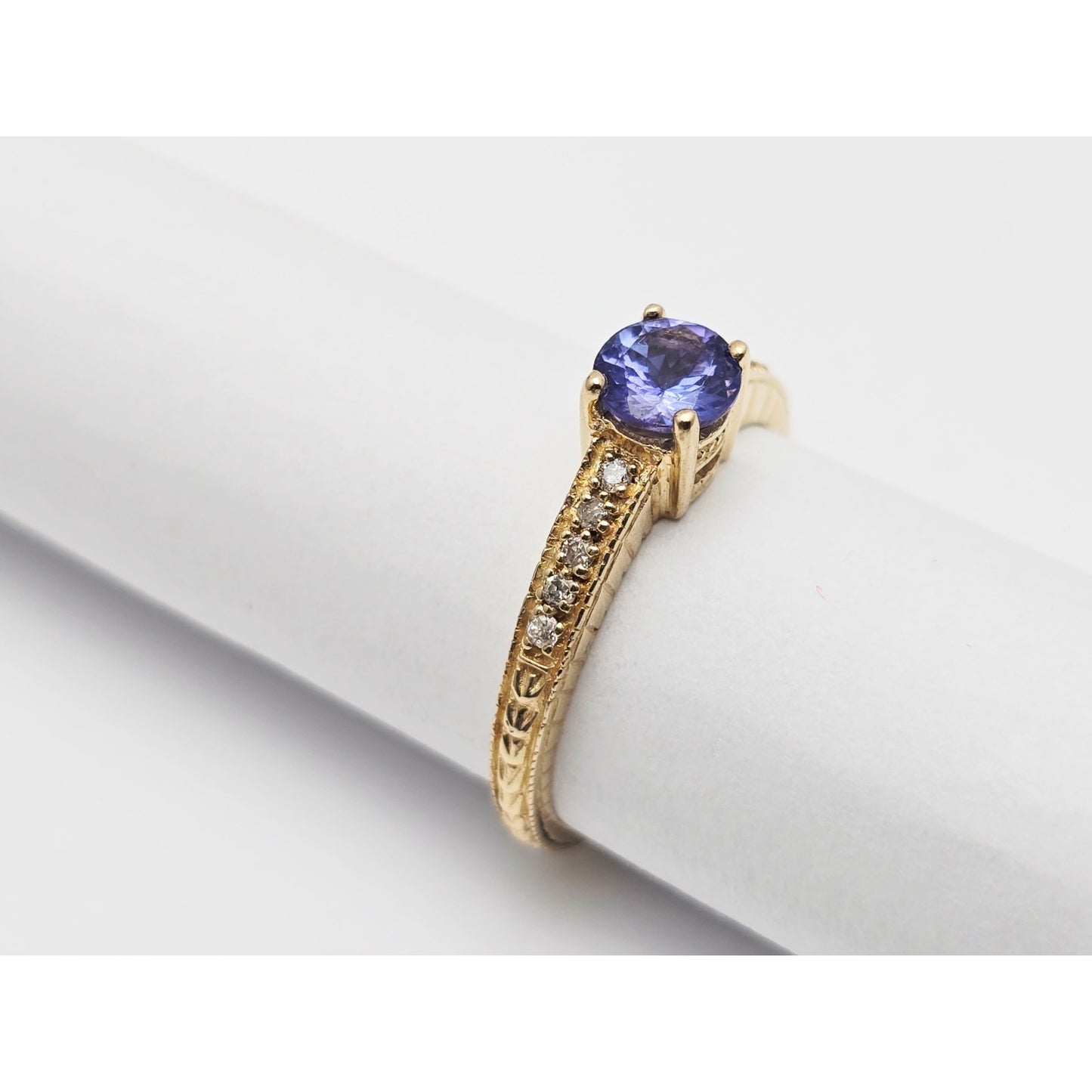14K Yellow Gold Tanzanite & Diamond Ring