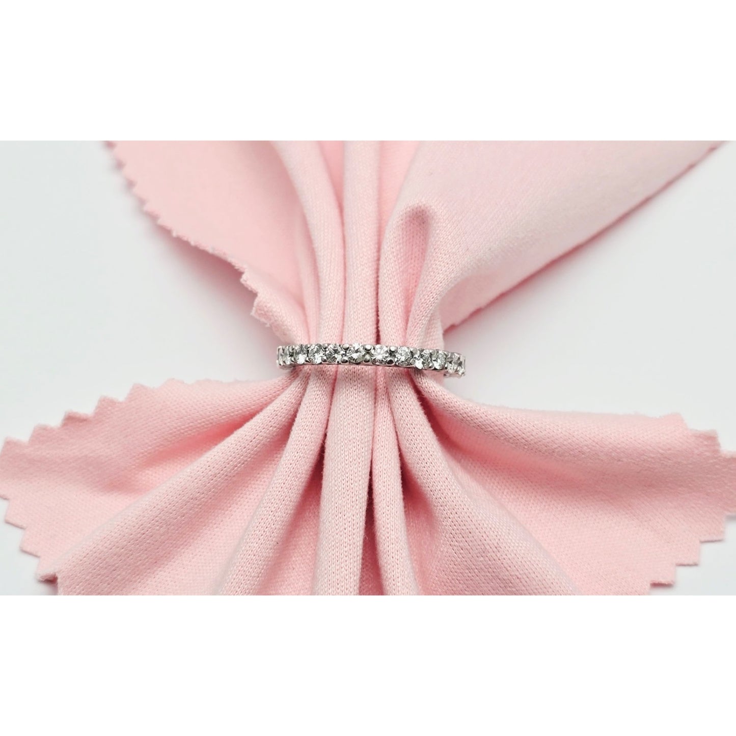 14K White Gold Diamond Eternity Wedding Band Ring