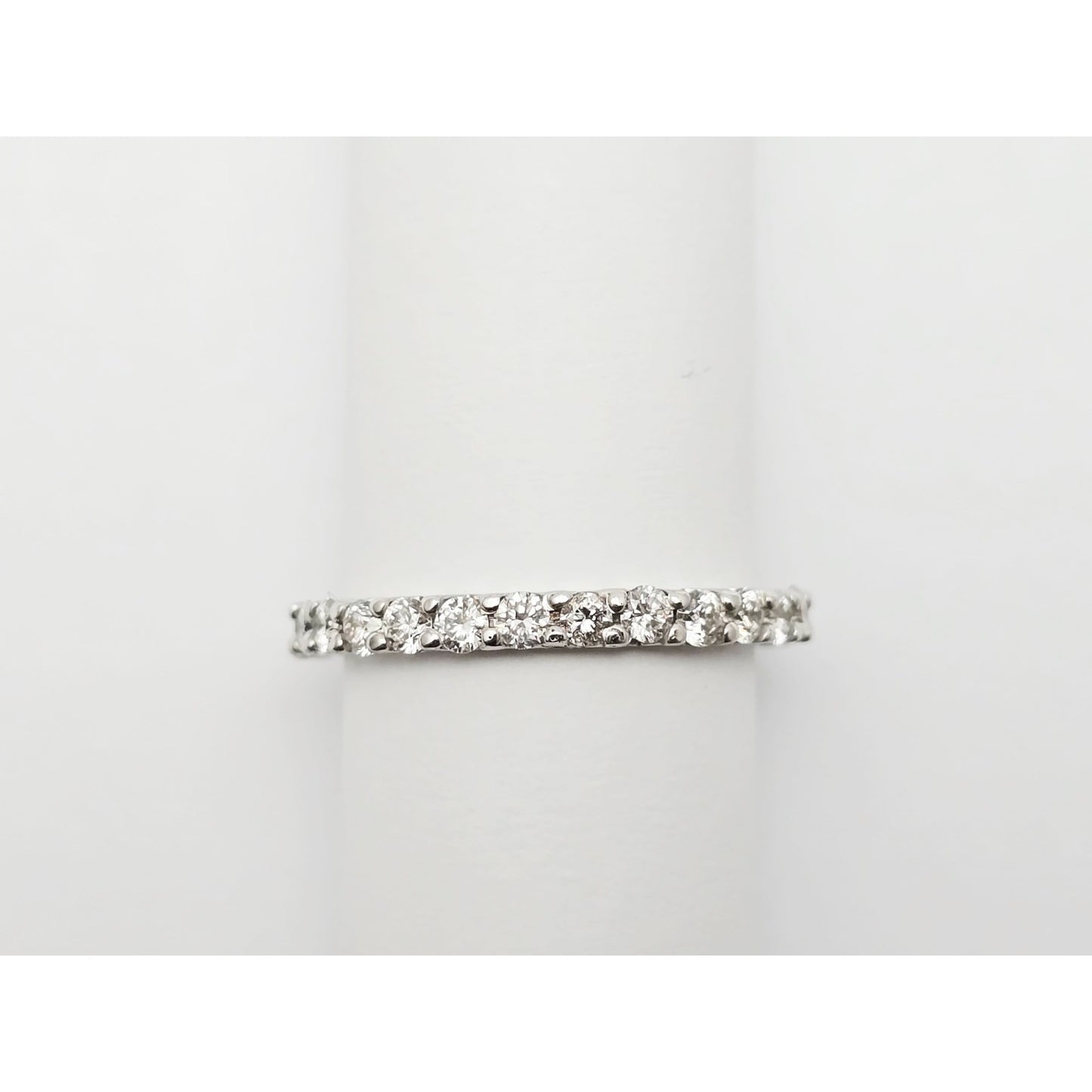 14K White Gold Diamond Eternity Wedding Band Ring