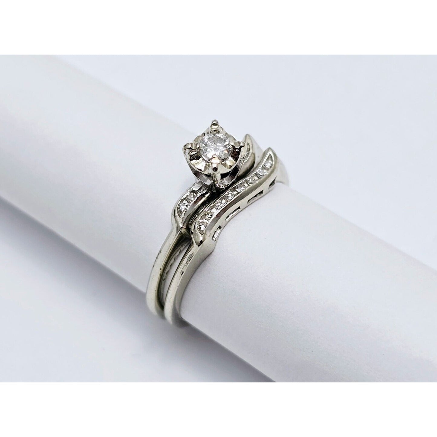 14K White Gold Ladies Wedding Solitaire Round Cut Diamond Ring Set