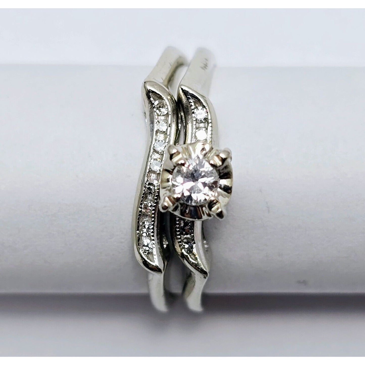 14K White Gold Ladies Wedding Solitaire Round Cut Diamond Ring Set