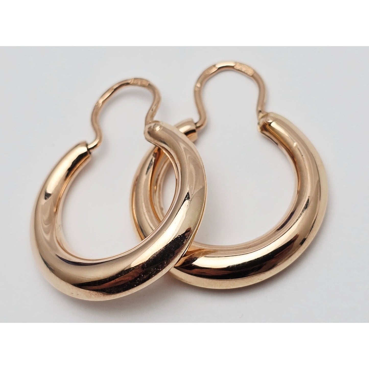 Medium 14K Rose Gold Polished Round Hinged Hoop Earrings