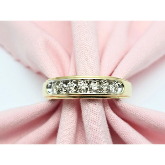 10K Yellow Gold Single Row 7 Diamond Wedding Band Ring