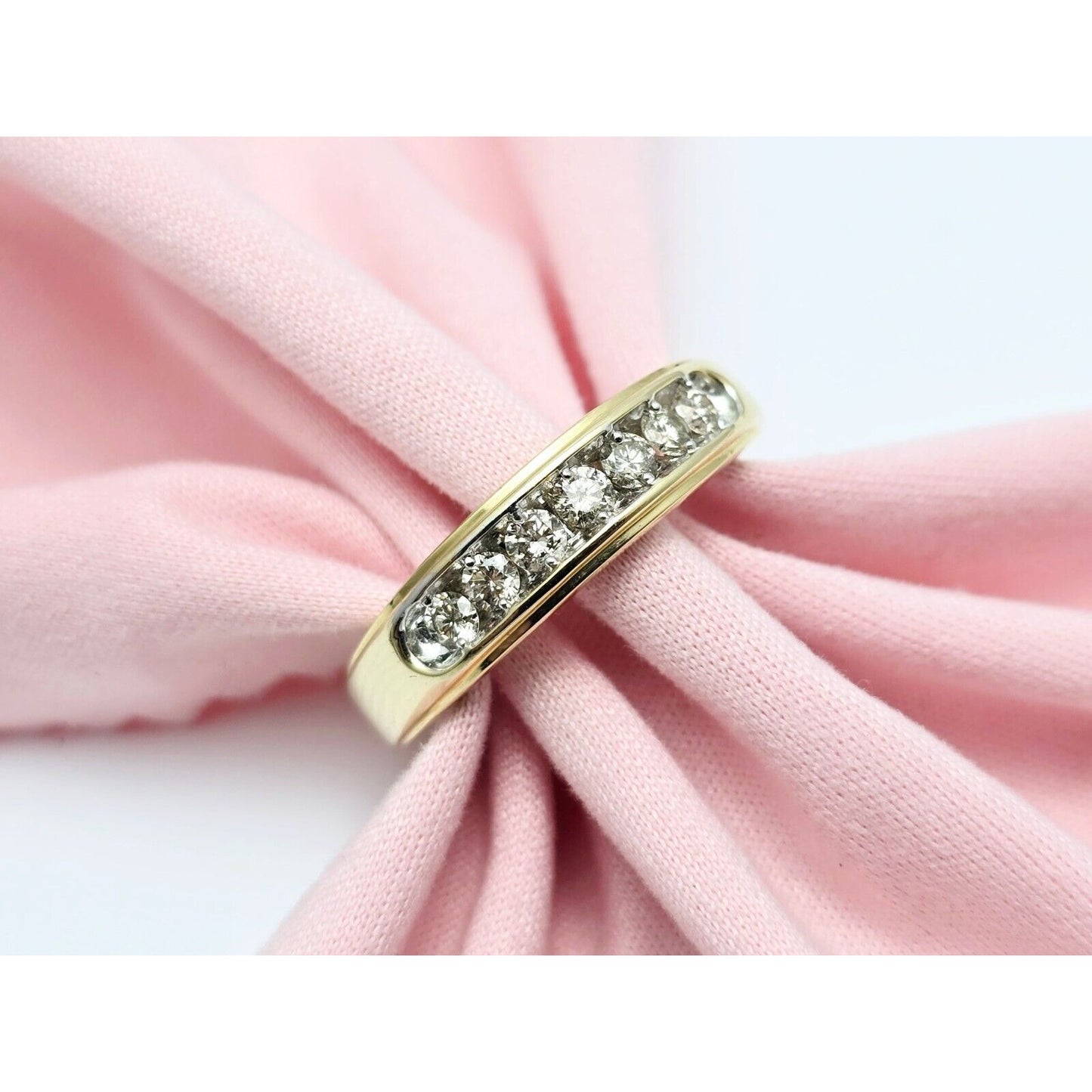 10K Yellow Gold Single Row 7 Diamond Wedding Band Ring