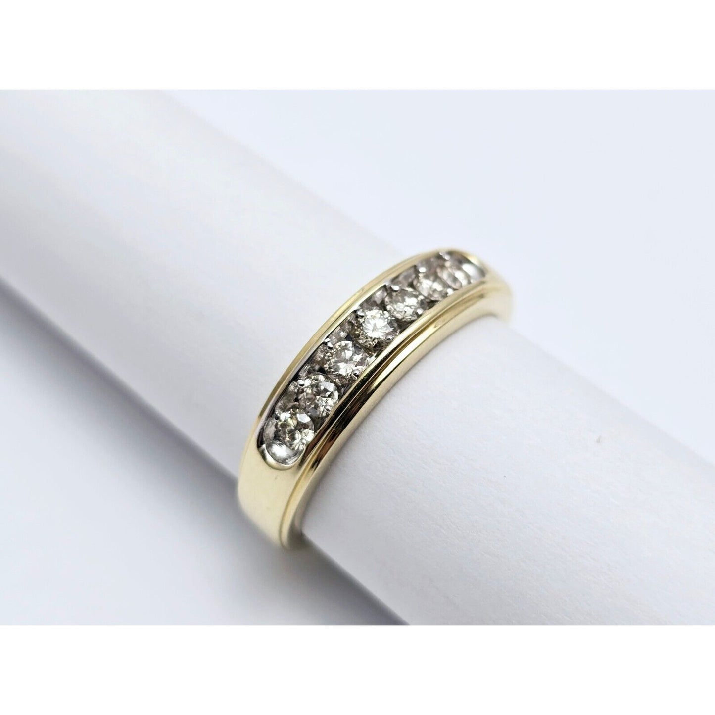 10K Yellow Gold Single Row 7 Diamond Wedding Band Ring