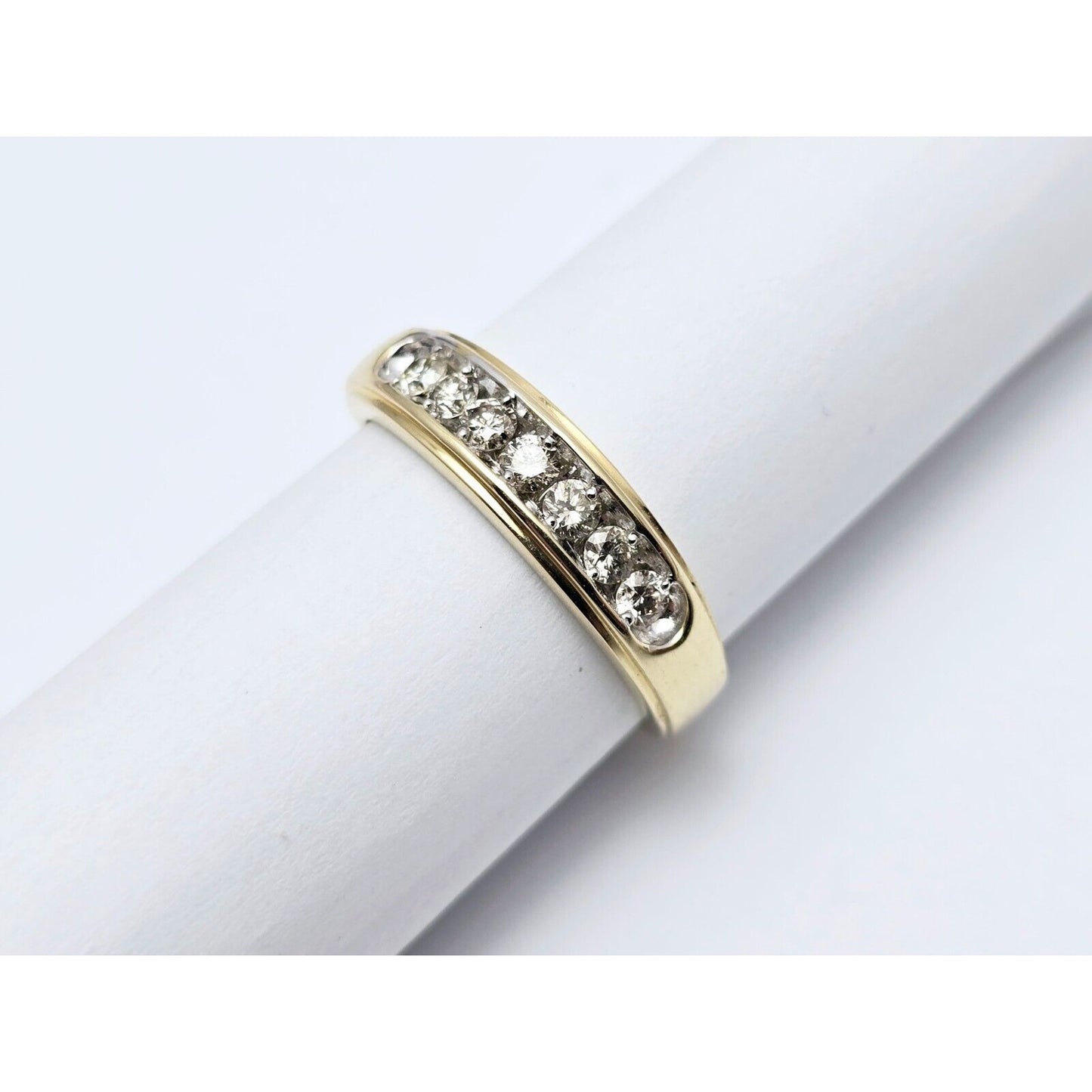 10K Yellow Gold Single Row 7 Diamond Wedding Band Ring