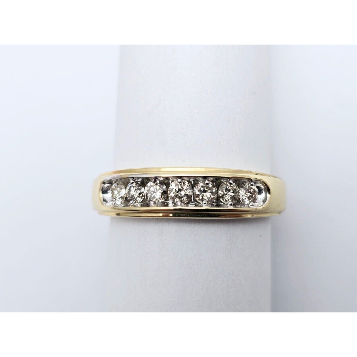 10K Yellow Gold Single Row 7 Diamond Wedding Band Ring