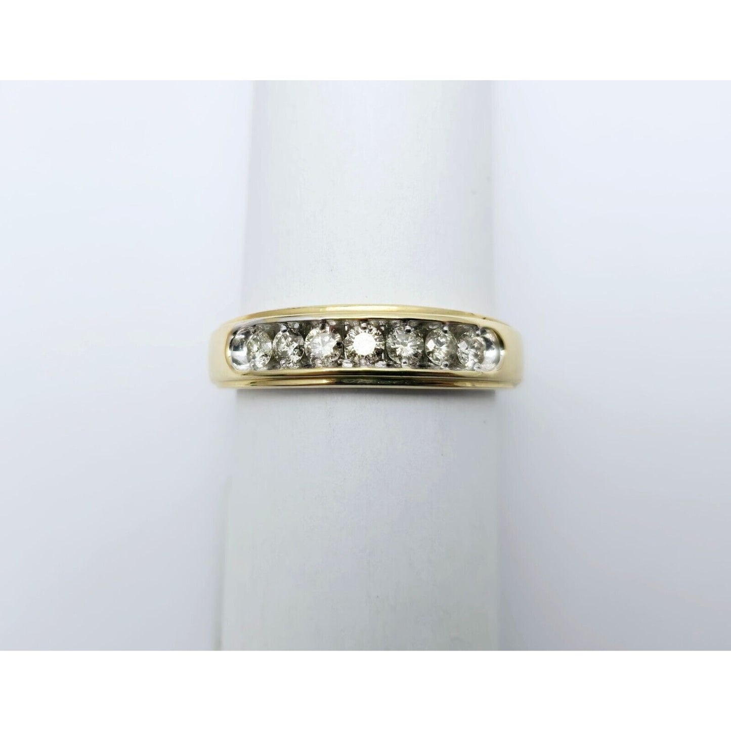 10K Yellow Gold Single Row 7 Diamond Wedding Band Ring