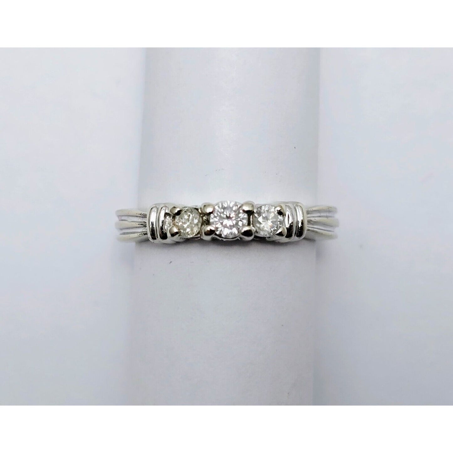 14K White Gold Round Cut 3 Stone Diamond Ring