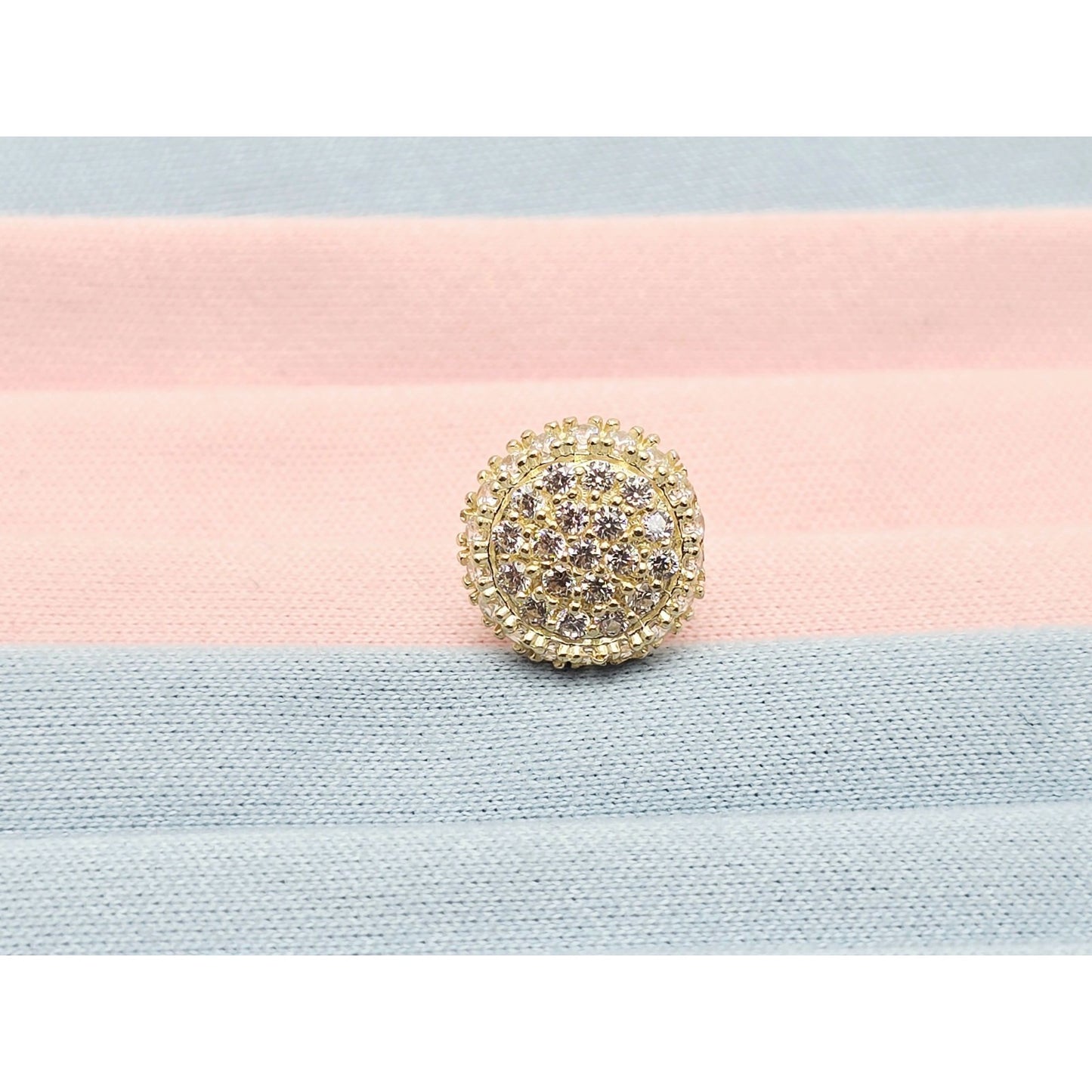 Single 10K Yellow Gold Round Shaped CZ Stud Earring