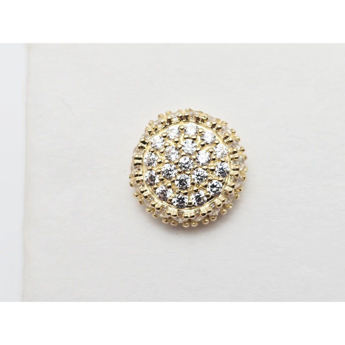 Single 10K Yellow Gold Round Shaped CZ Stud Earring
