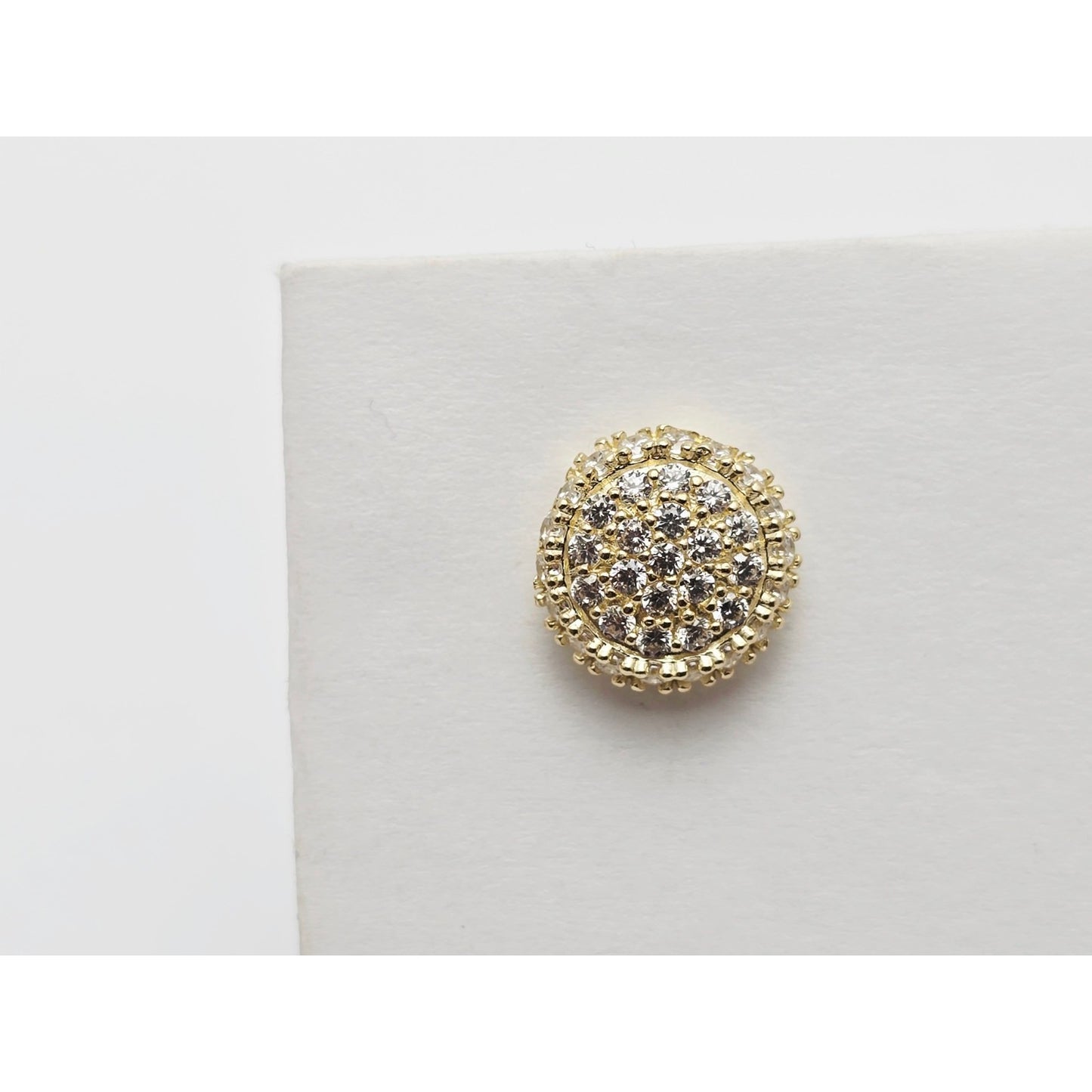 Single 10K Yellow Gold Round Shaped CZ Stud Earring