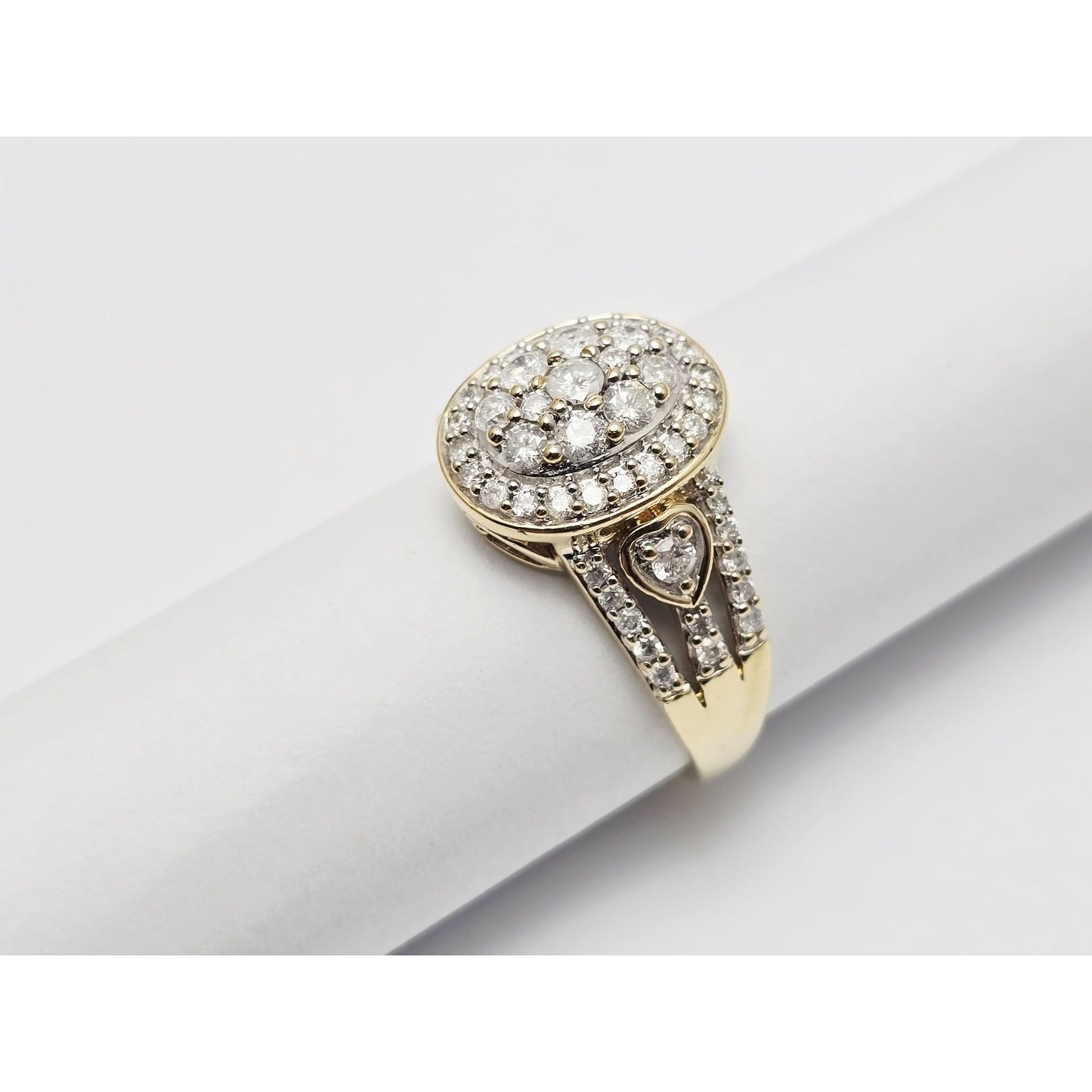 10K Yellow Gold Diamond Oval Shaped Ring