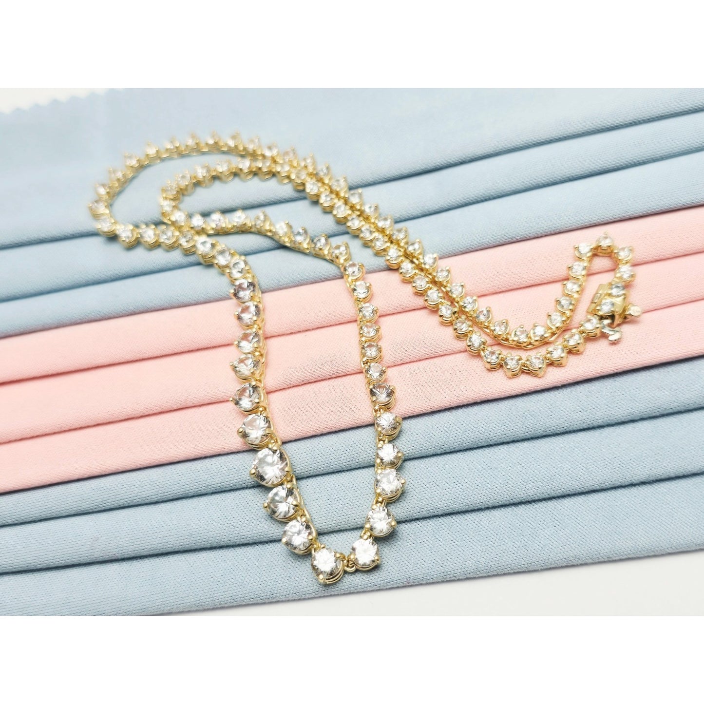14K Yellow Gold CZ Graduated Link Chain Necklace